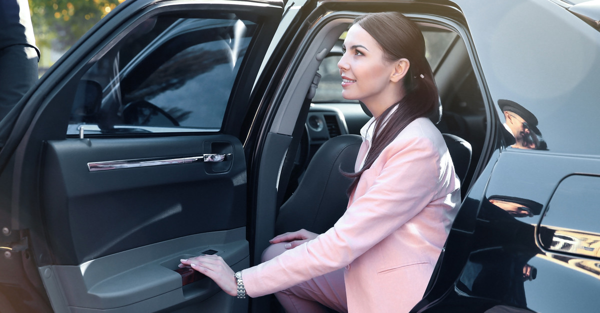 You are currently viewing What To Look for in a Reliable Private Car Service in Chicago